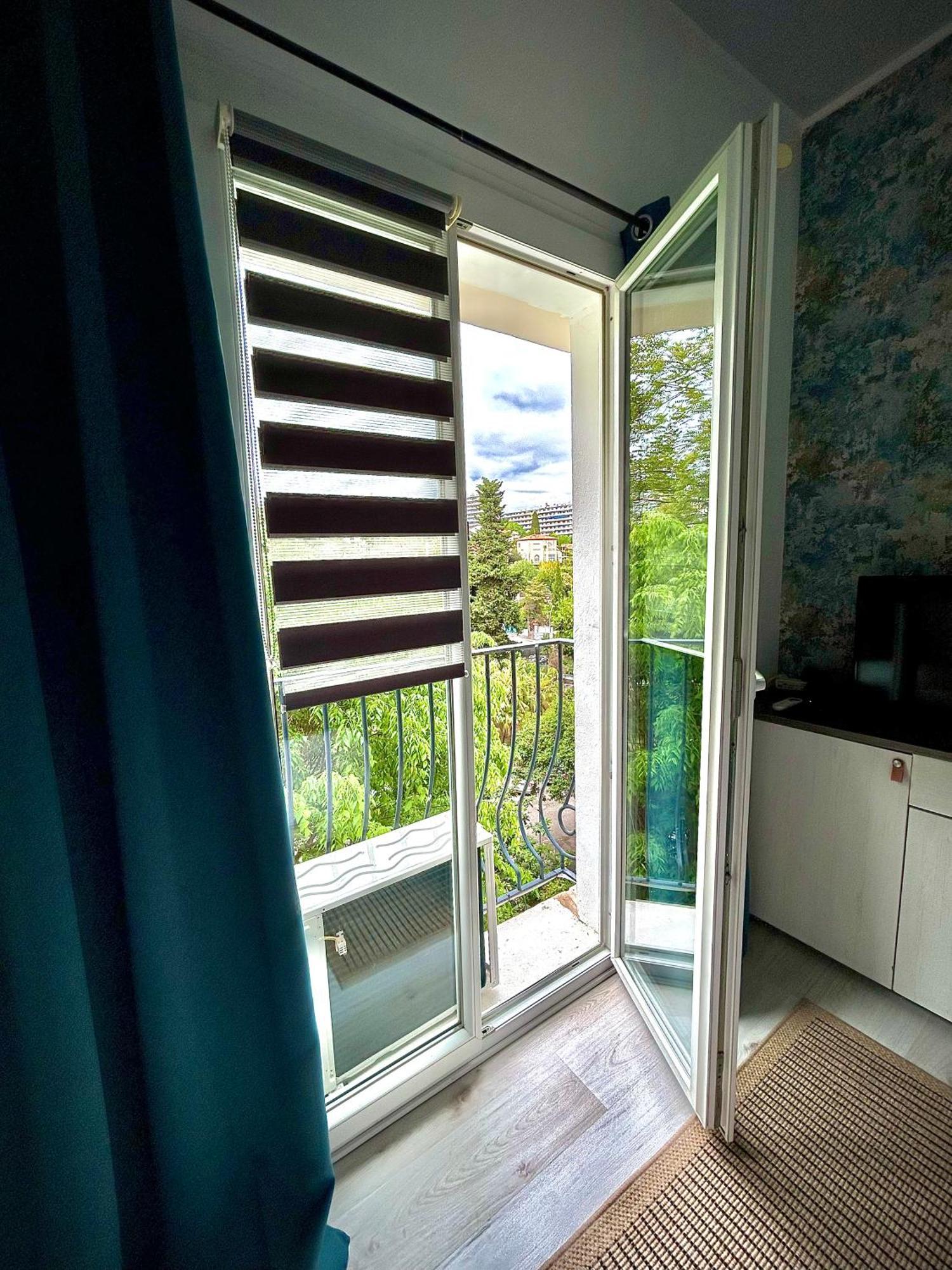 Lovely Riviera Apartment Nice Exteriör bild
